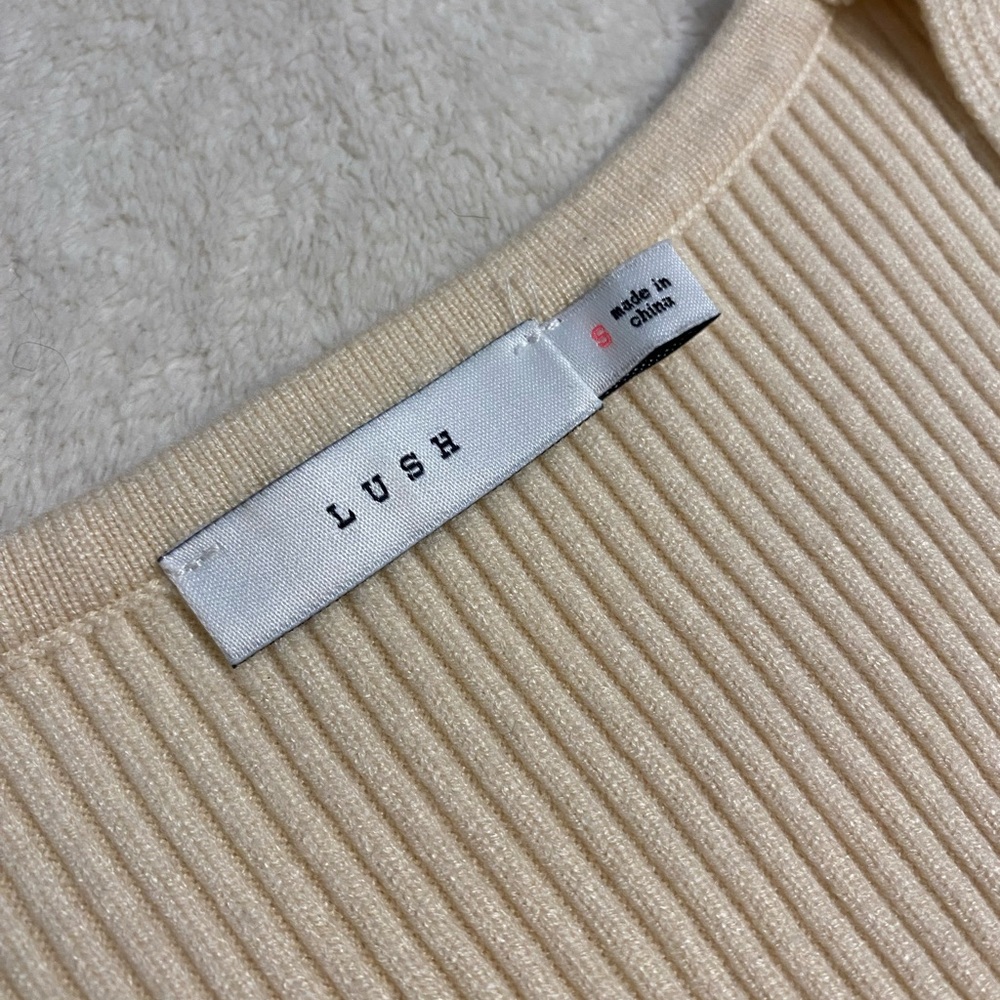 Lush Ribbed Cream Top - Picture 2 of 2